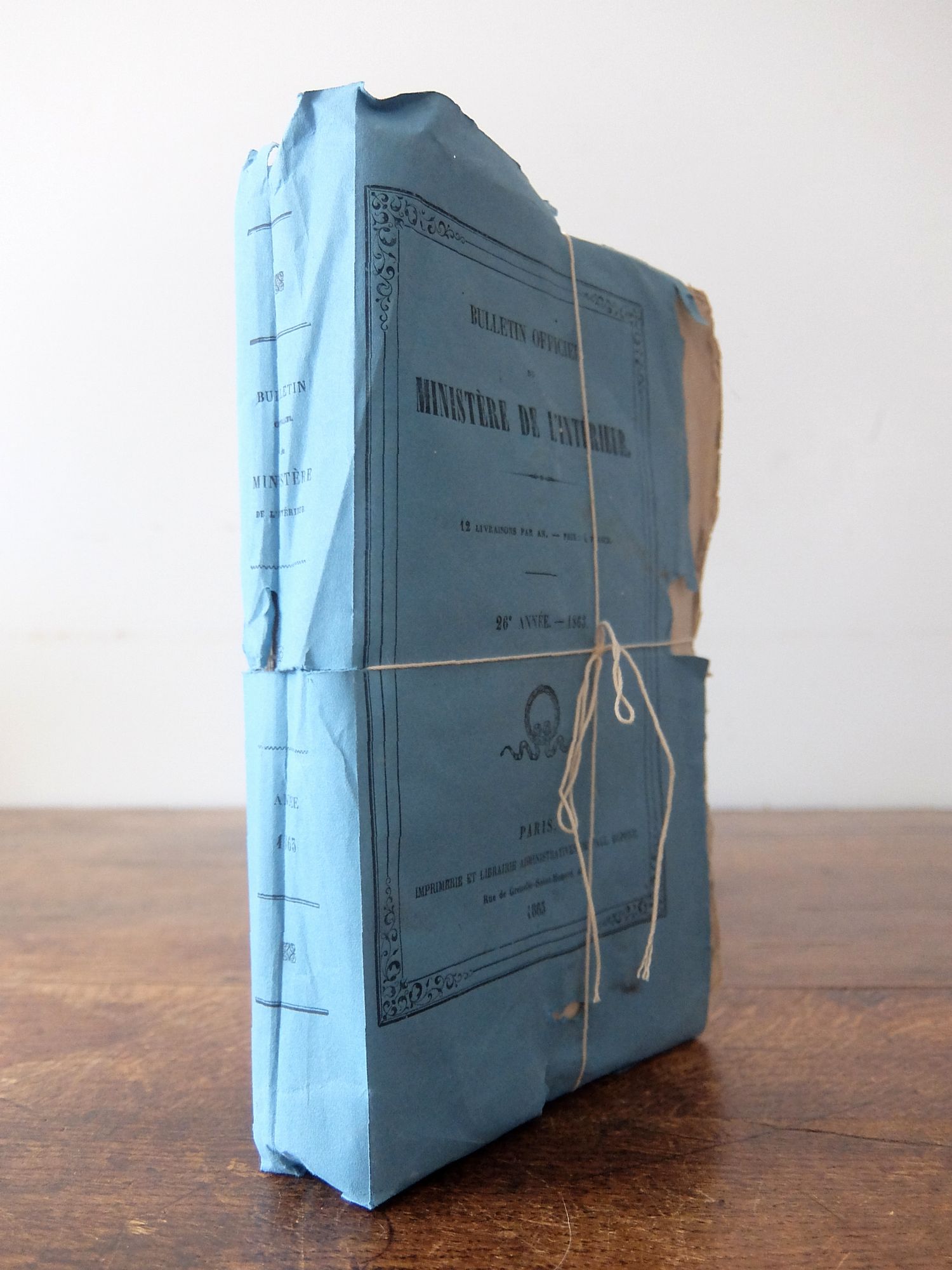 Antique Book Binding (A0426)