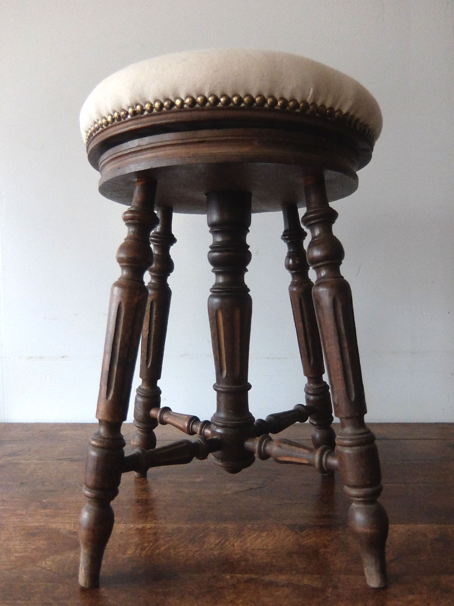 French Stool (C0525)
