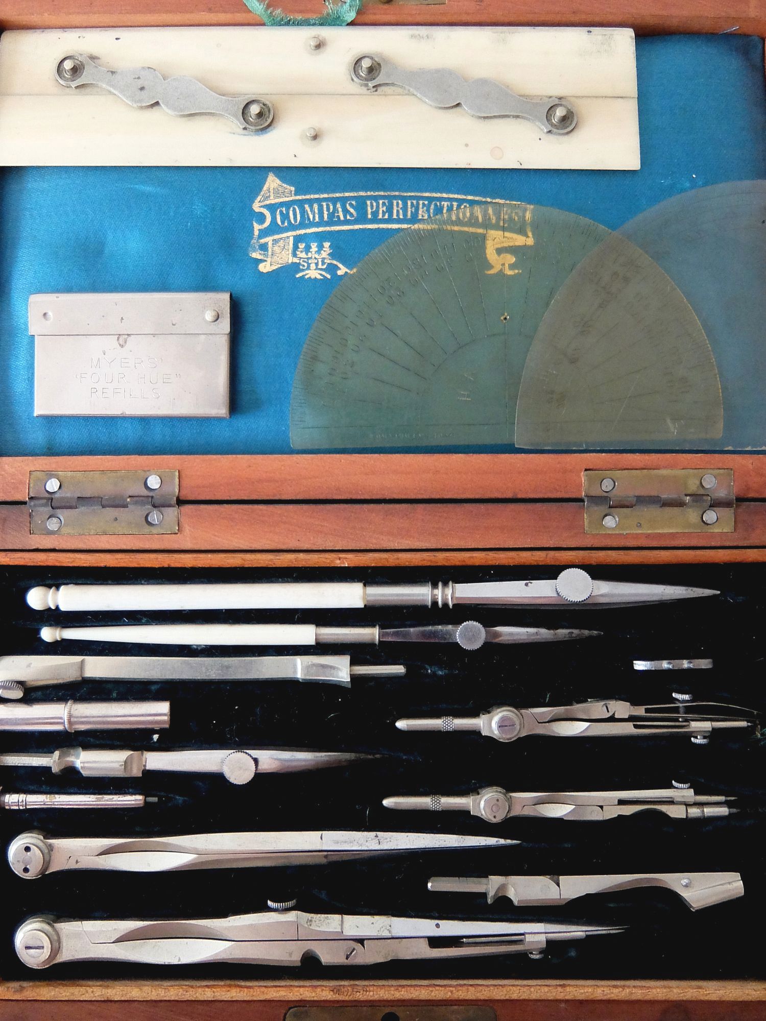 Drawing & Rulers Set (A0520)