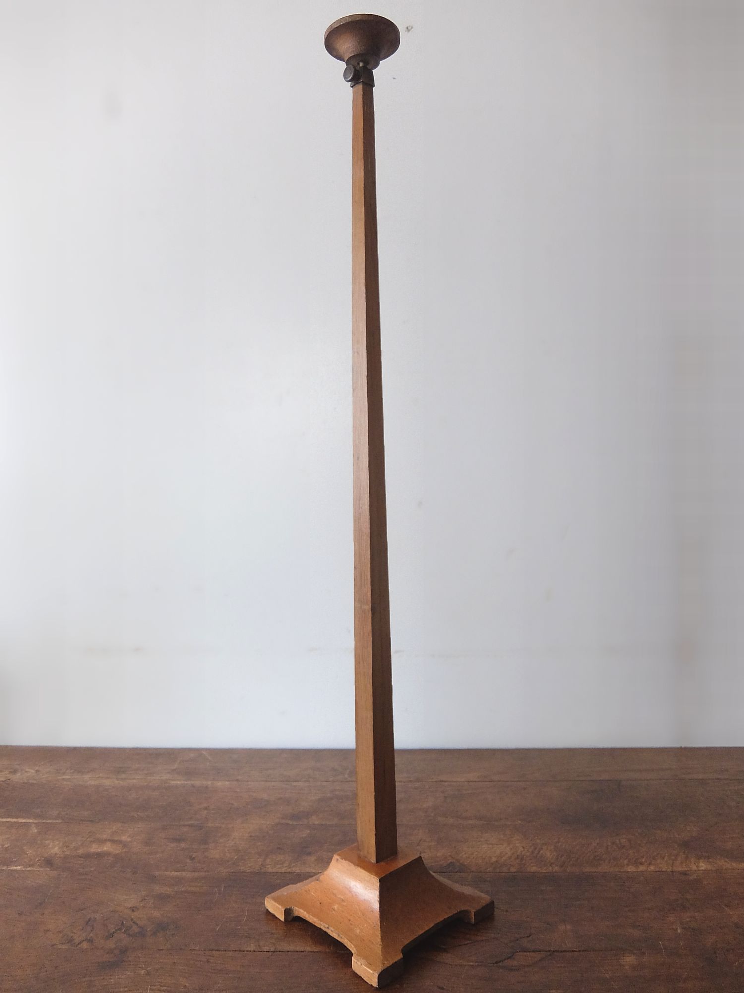 Hat Stand (A0624-04)