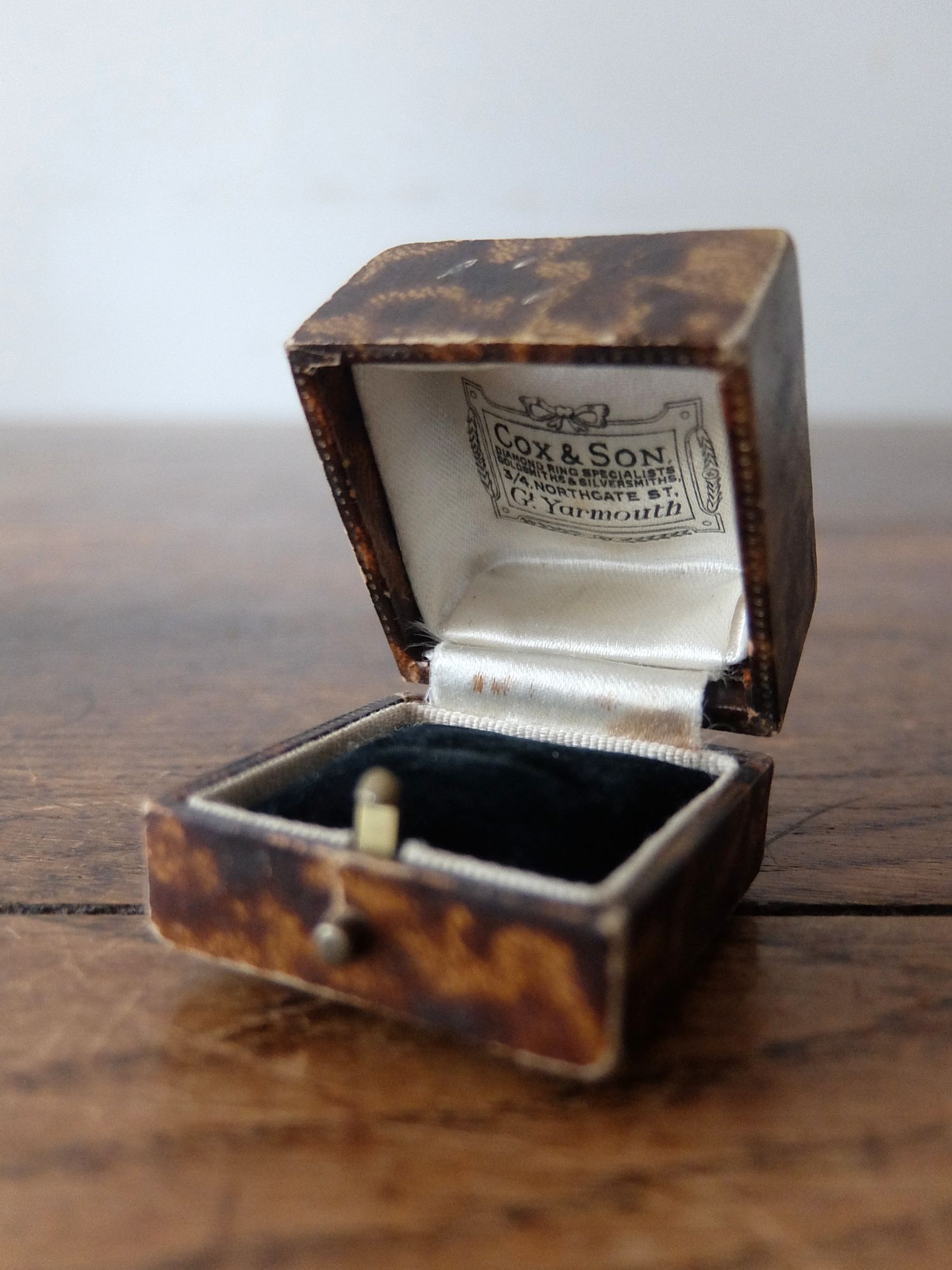 Antique Jewelry Box (A0724-05)