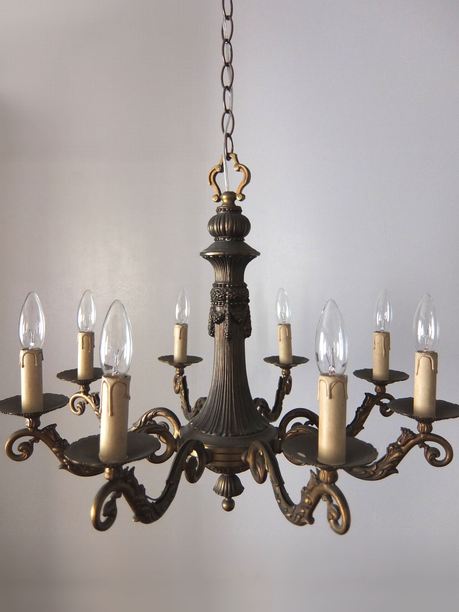 Chandelier (D0414)