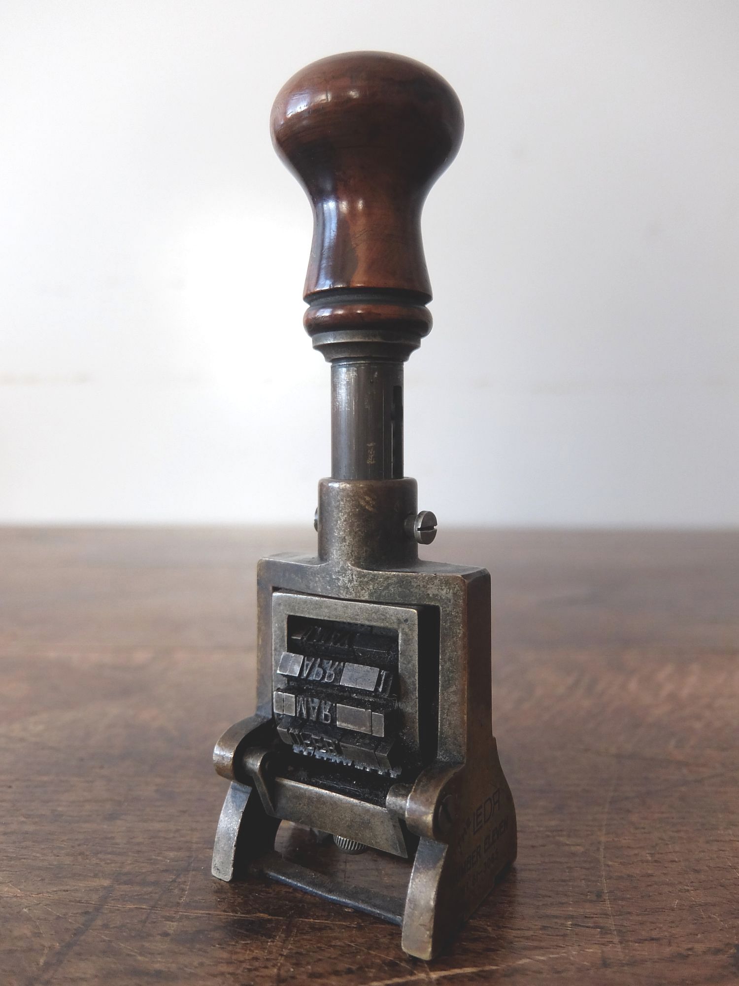 Date Stamp (A0123)