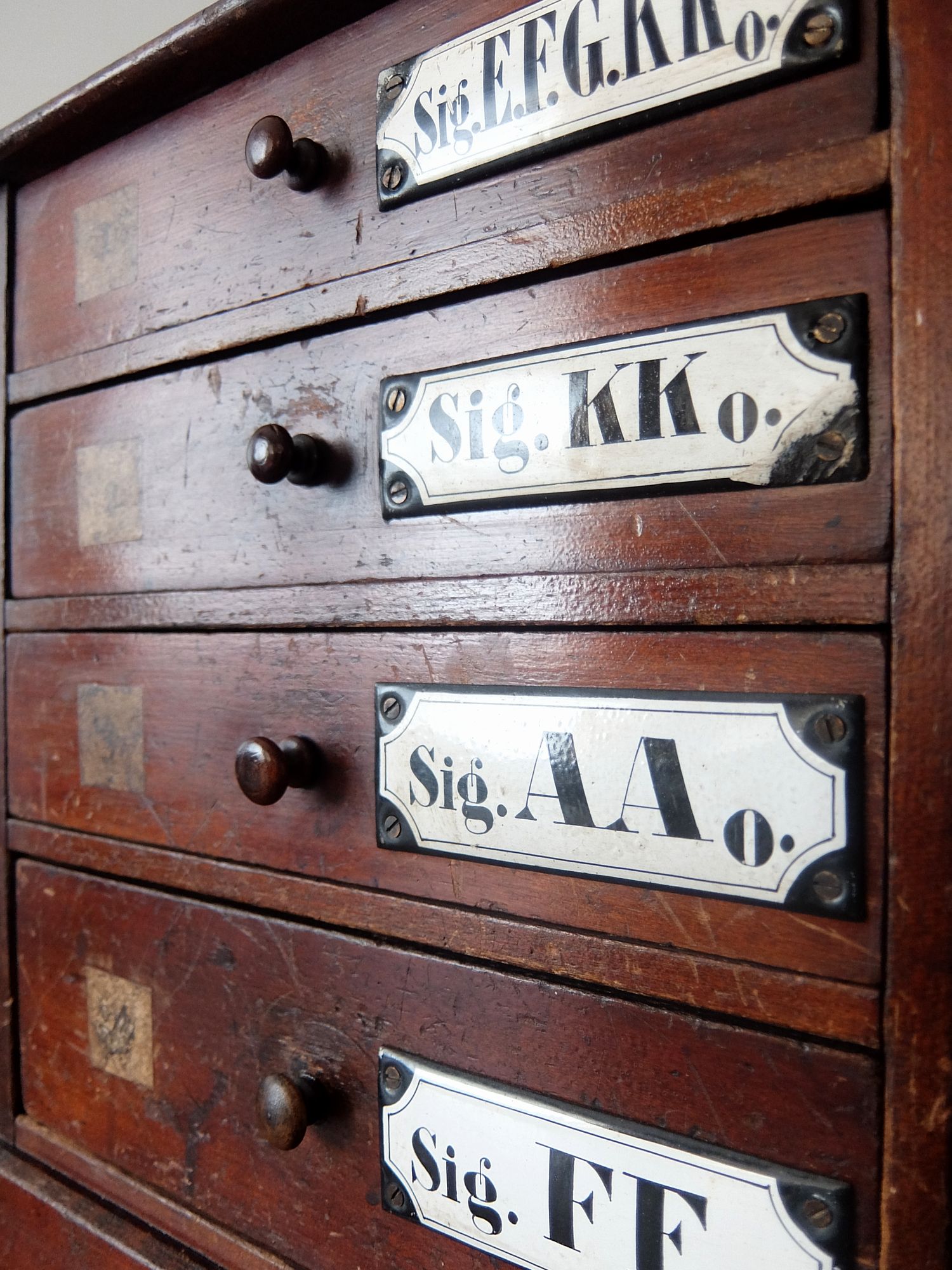 Apothecary Drawers (A0826)