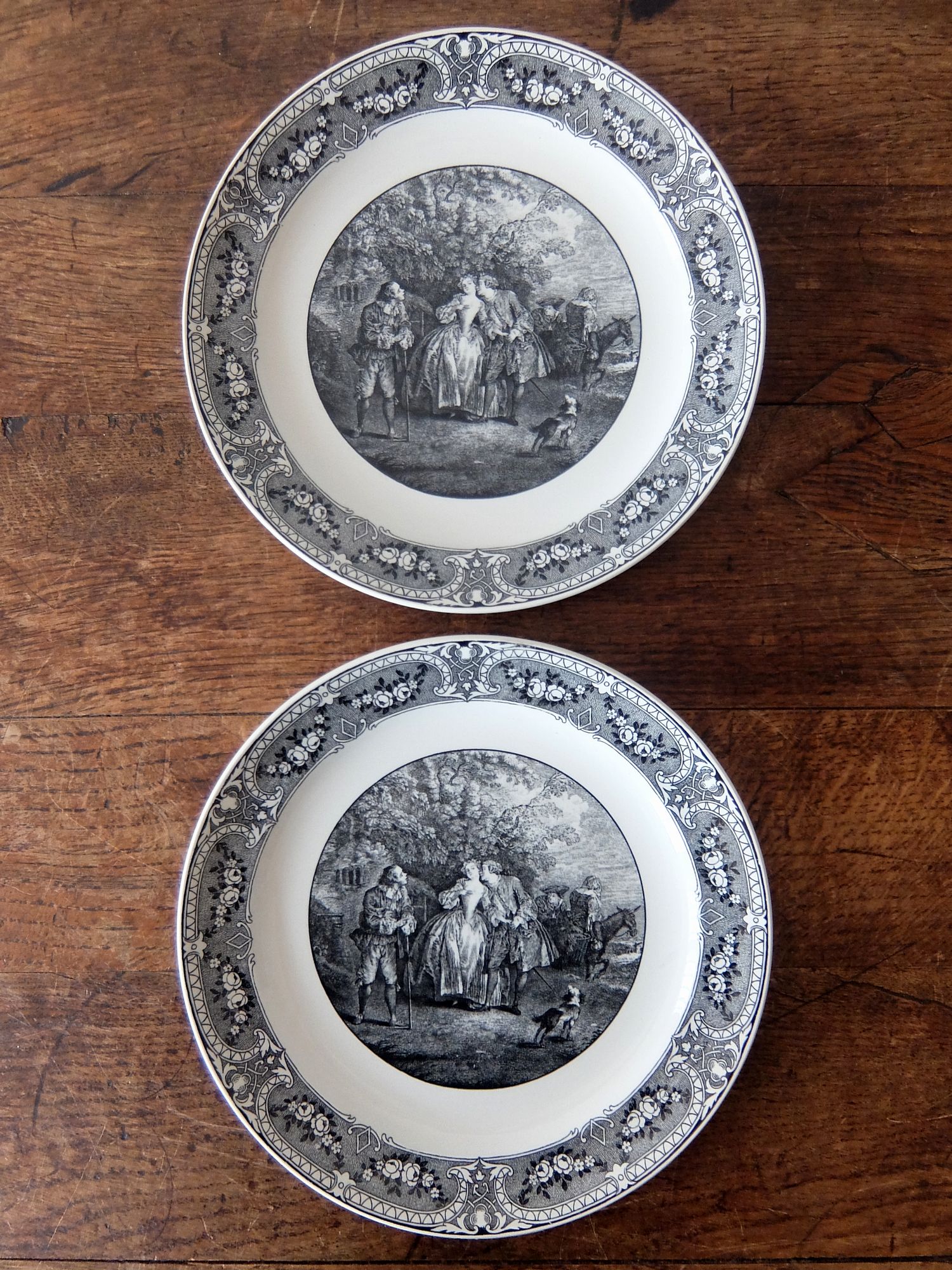 Sarreguemines Grisaille Plate (A0523-03)