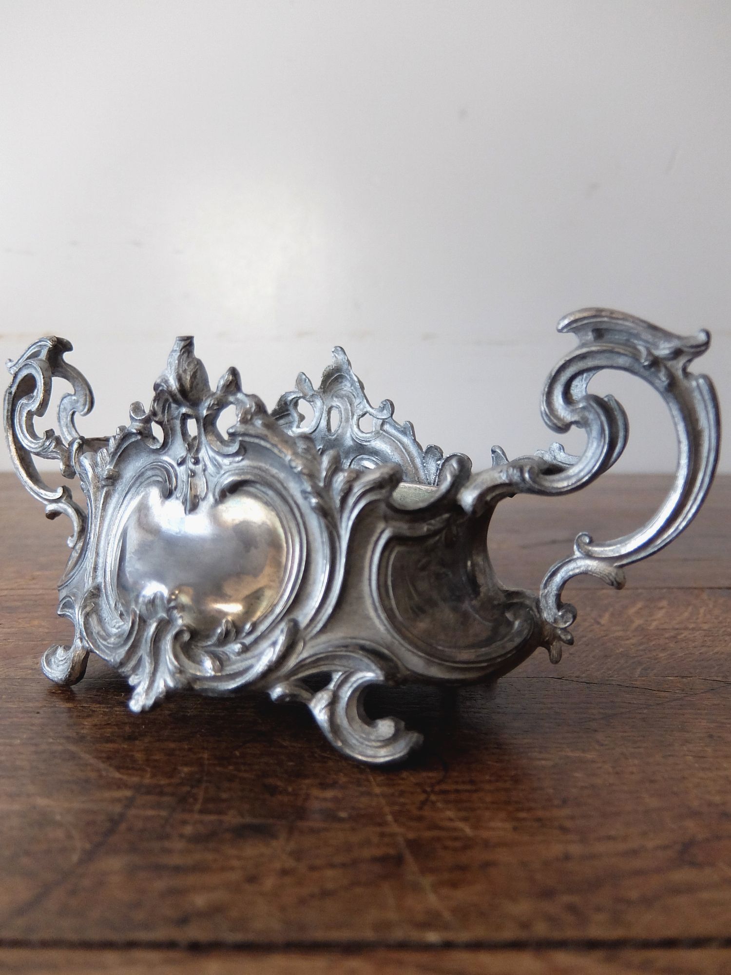 Jardiniere (A0421)