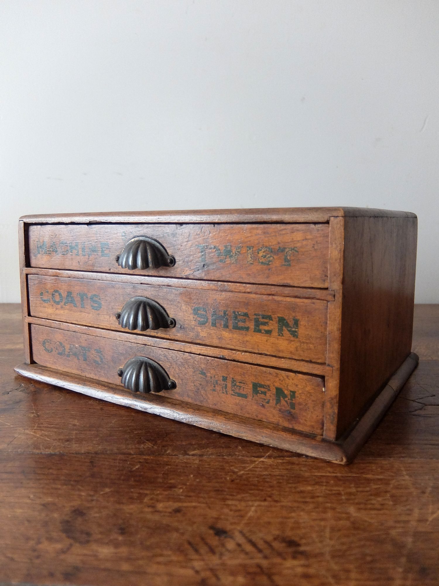 Sewing Drawers (A0926)