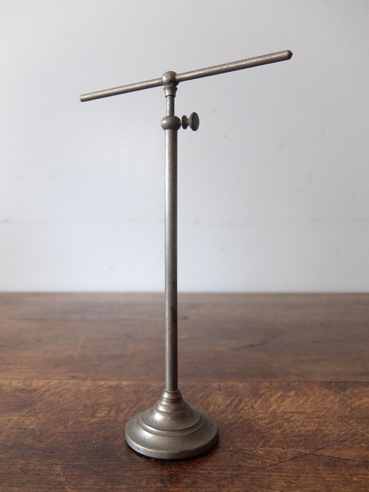 Display Stand (A0924-03)