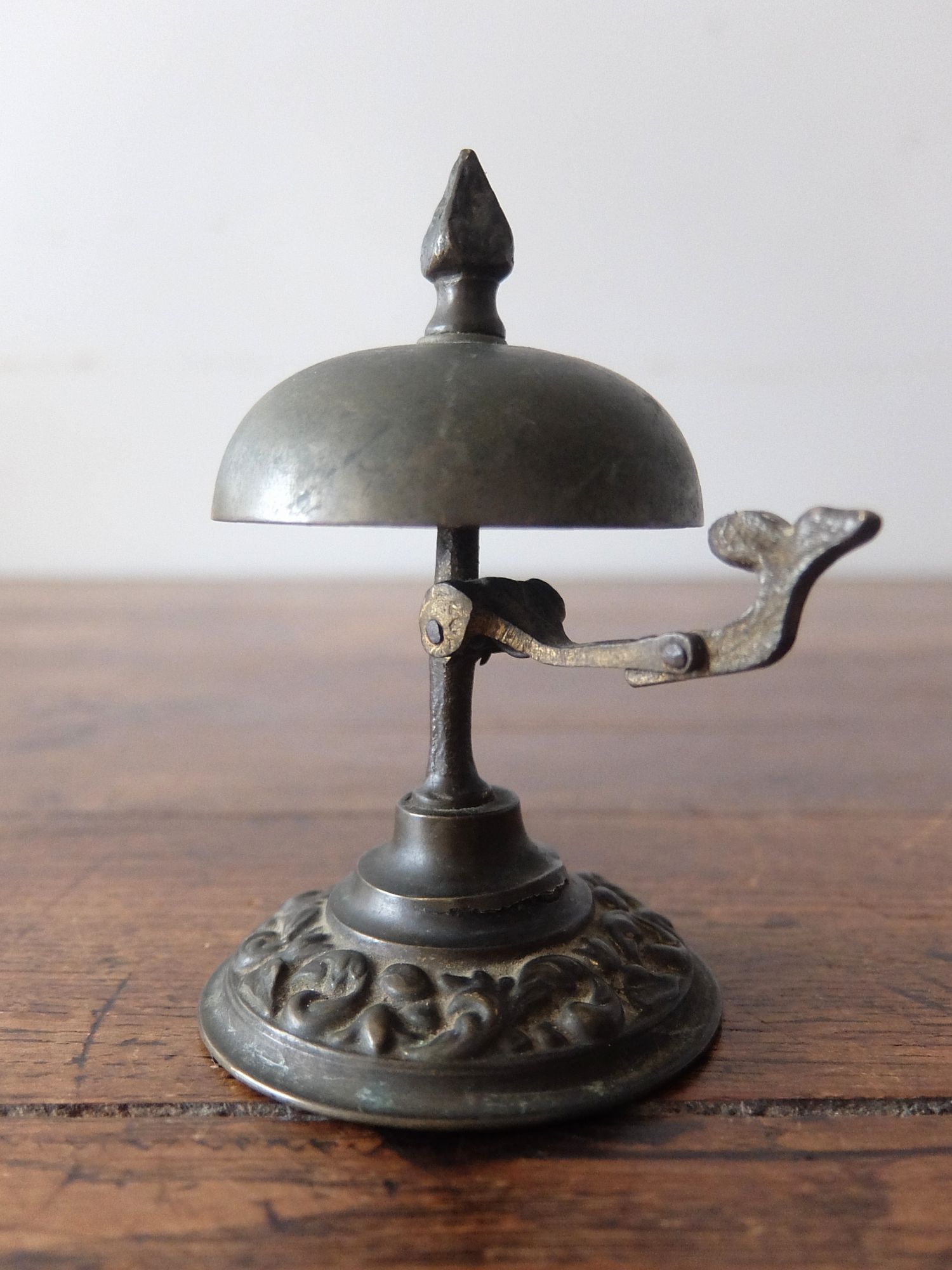 Counter Bell (B0925)