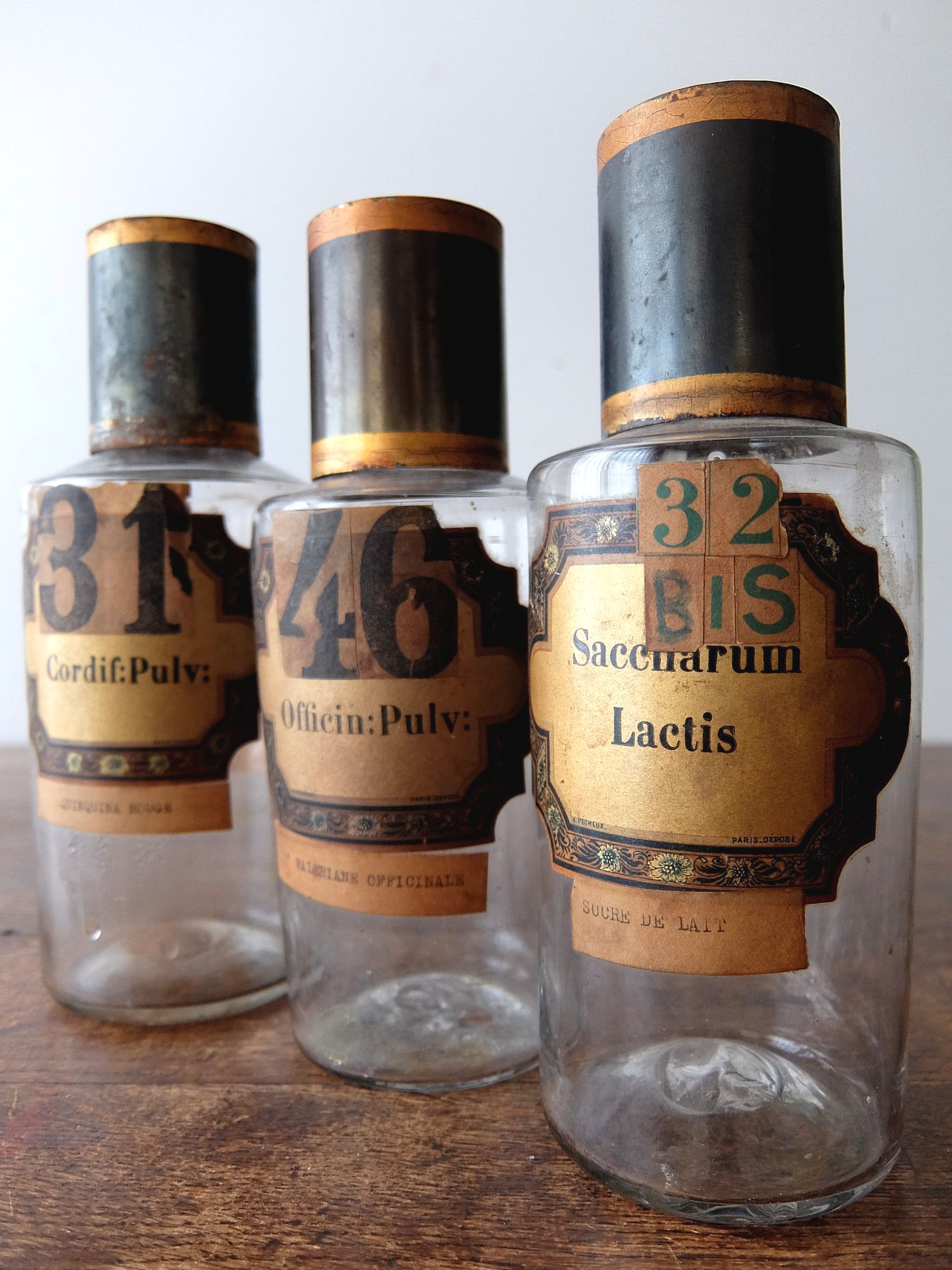 Medicine Bottle (D0518)