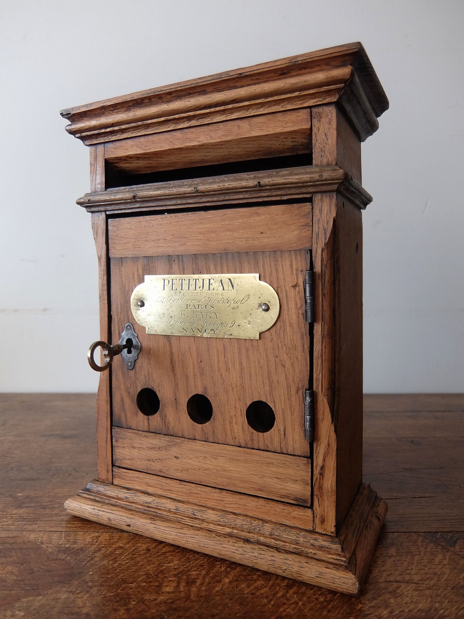 Wooden Post (A1025)