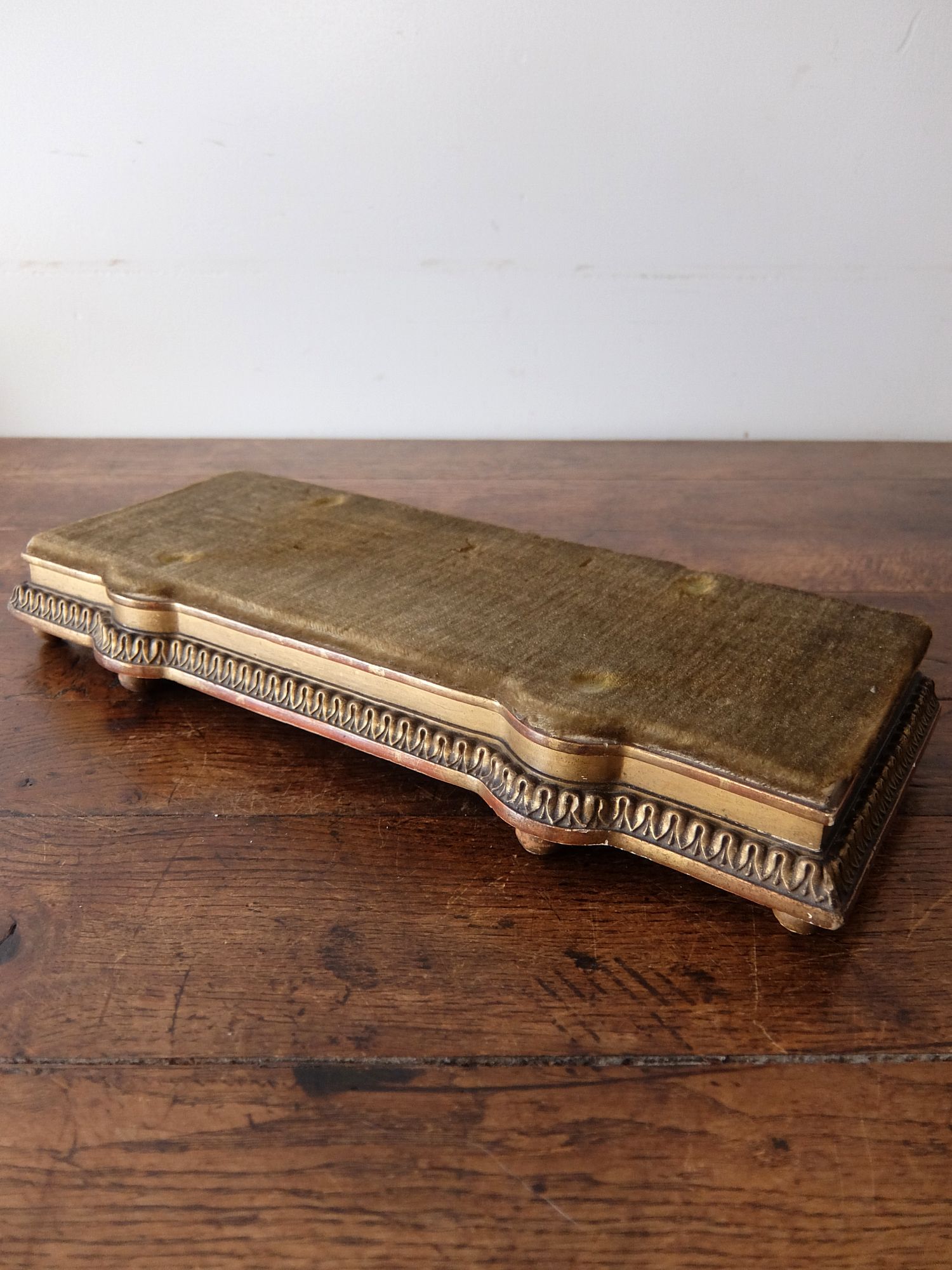 Display Base (A1025)