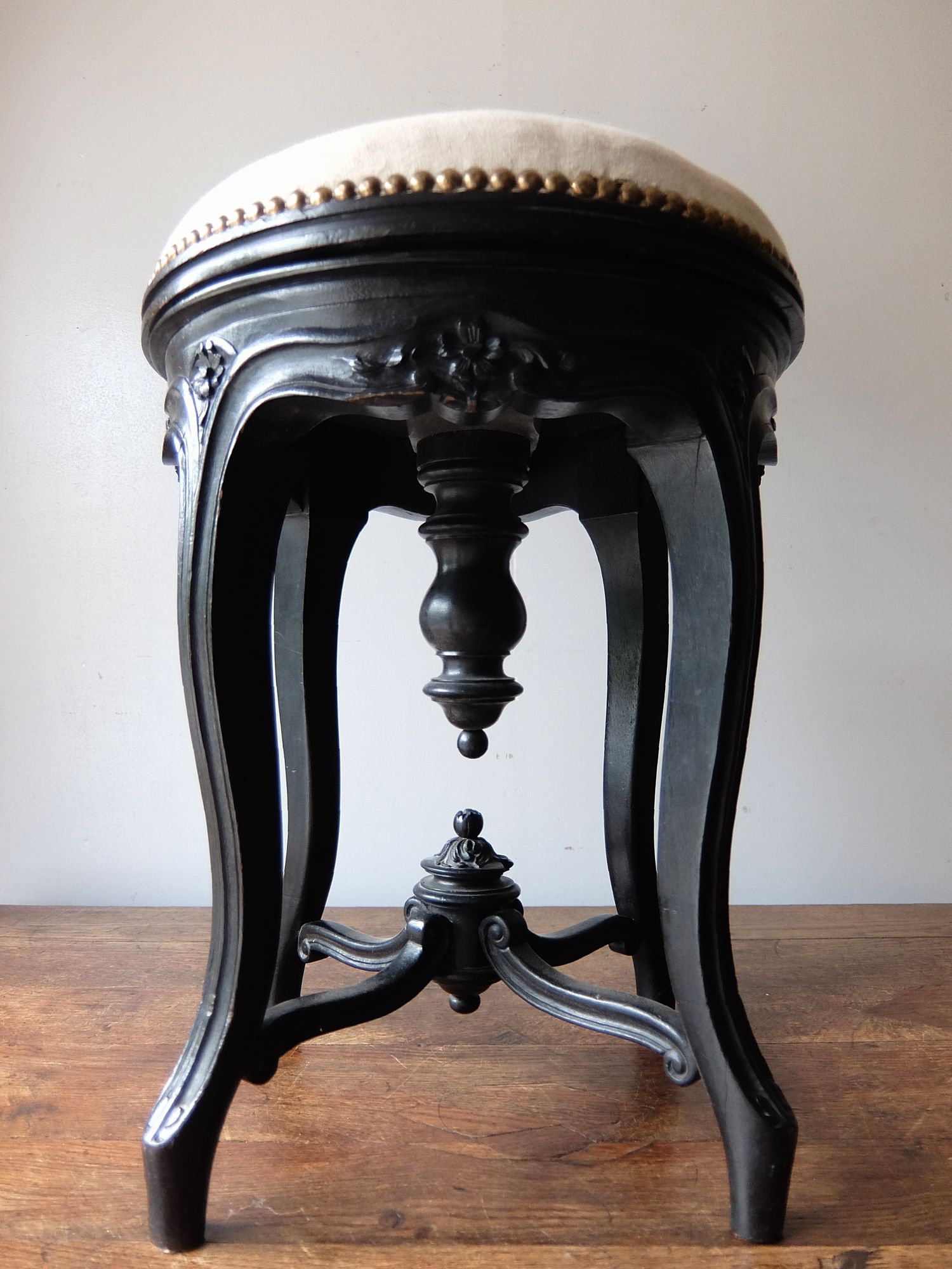 Stool Napoleon Ⅲ (A0516)