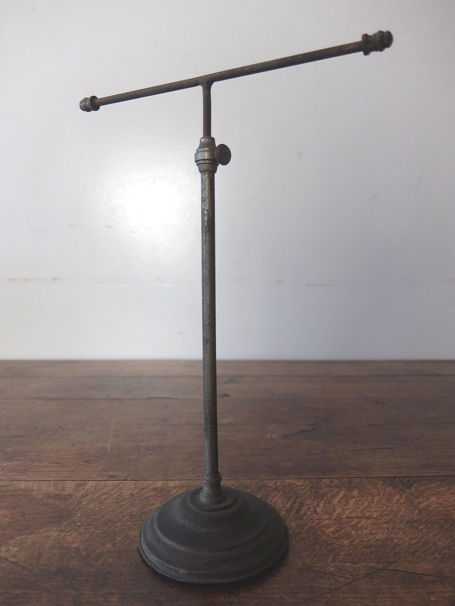 Display Stand (A0723-01)