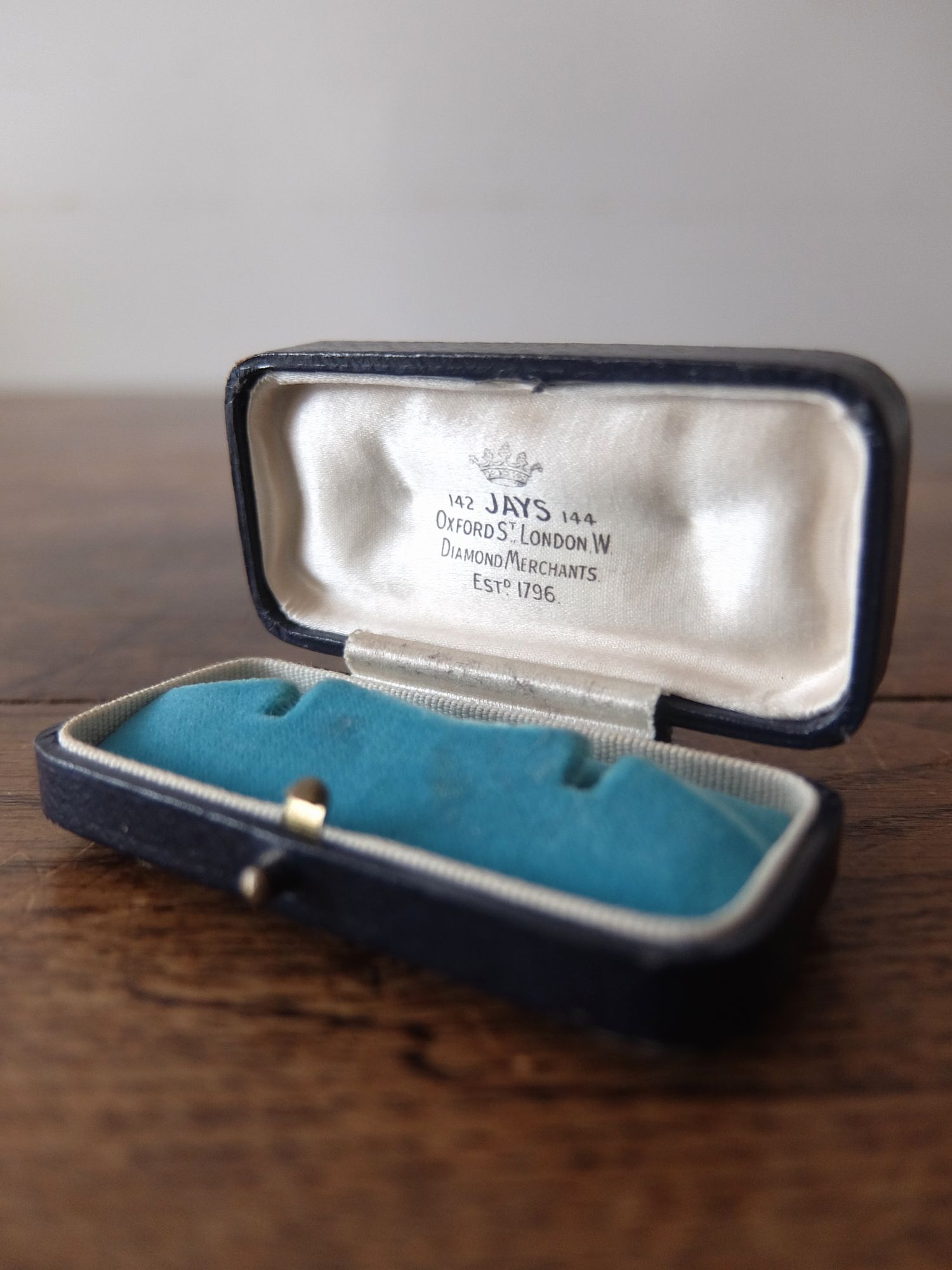 Antique Jewelry Box (A1125-01)