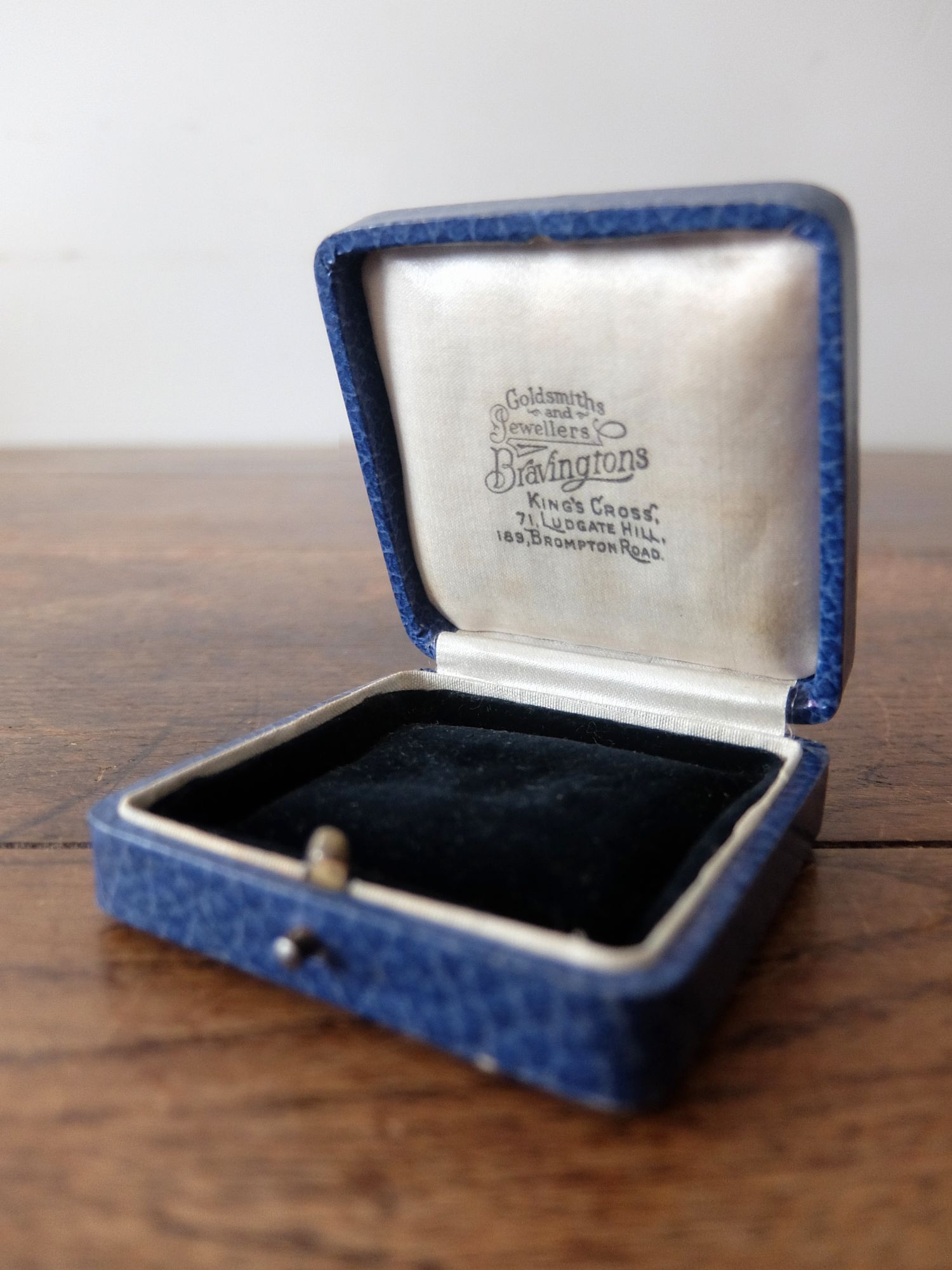 Antique Jewelry Box (A1125-05)