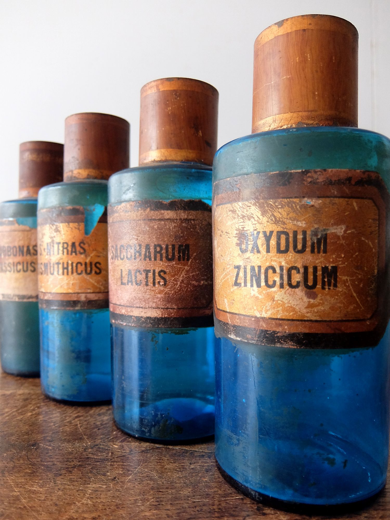 Medicine Bottle (A1025-03)